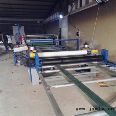 直銷(xiāo) 大板木材貼面覆膜機(jī) PVC環(huán)保平面貼面機(jī)廠家