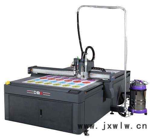 迪邁斯全自動(dòng)異型切割機(jī)價(jià)格 廣告材料切割機(jī)報(bào)價(jià) 廣告異型裁切機(jī)