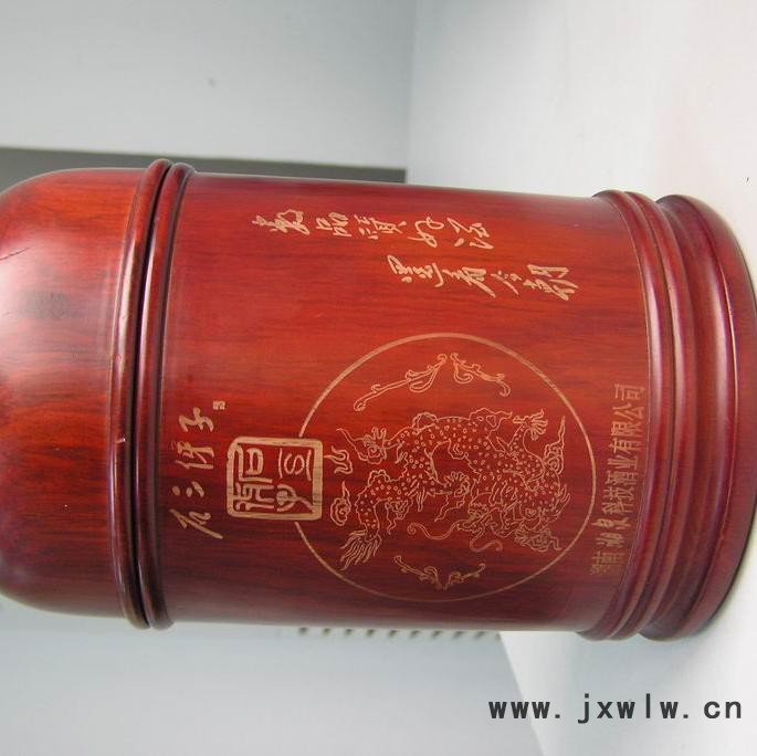 江蘇二氧化碳打標(biāo)機(jī)價(jià)格，非金屬打標(biāo)機(jī)，木頭刻字機(jī)，皮革打標(biāo)，玻璃刻字打標(biāo)