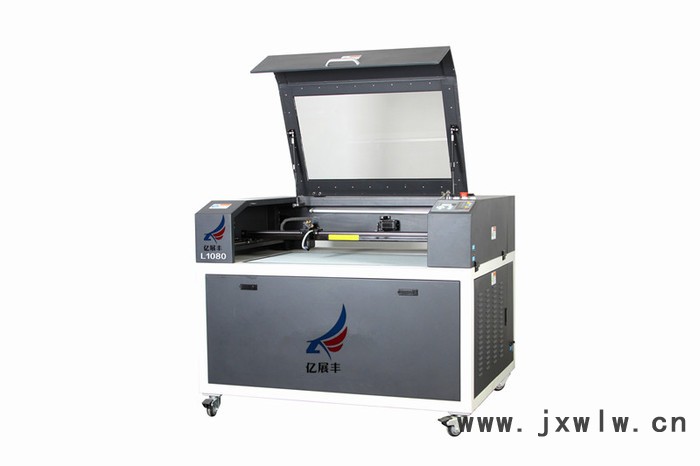 直銷 高精度激光切割機(jī) 激光雕刻機(jī) 數(shù)控雕刻機(jī) 工廠店 特價(jià)                1.高精度：采用臺灣