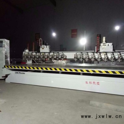 濟(jì)南飛成數(shù)控 專業(yè)經(jīng)營(yíng)1325木工雕刻機(jī)、石材雕刻機(jī)