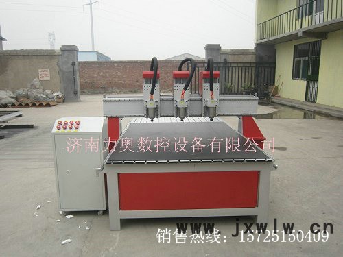 供應(yīng)力奧不限撫州多功能廣告木工雕刻機(jī)，瑞金廣