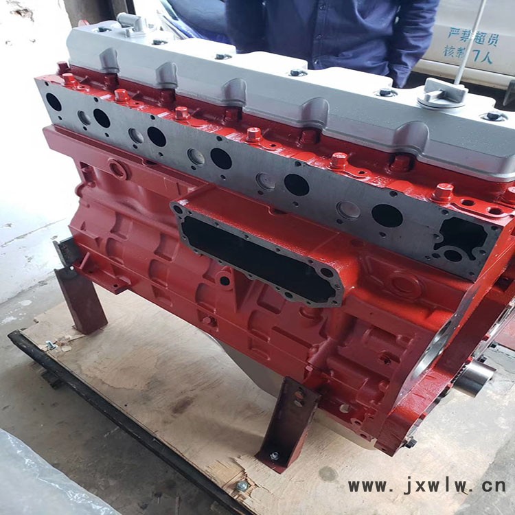 上柴發(fā)動(dòng)機(jī)總成 上柴D6114B型 上柴發(fā)動(dòng)機(jī)銷售 價(jià)格實(shí)惠