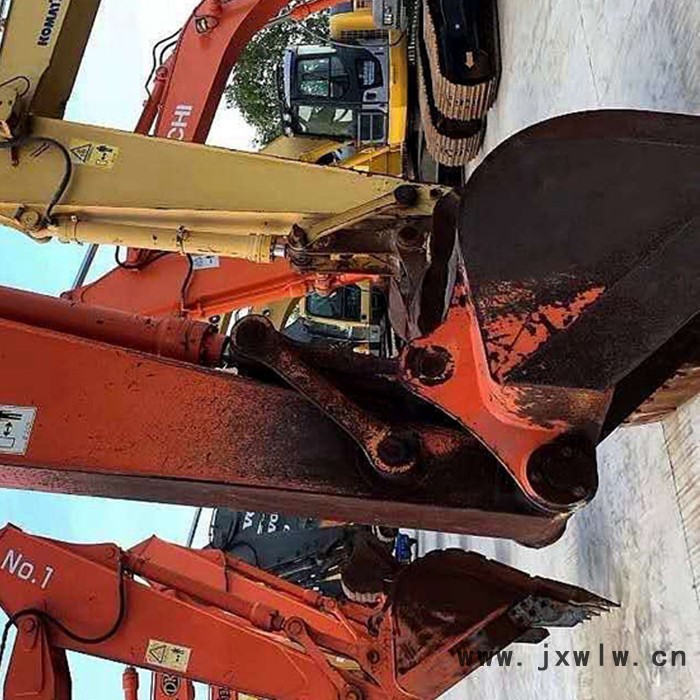 hitachi/日立 二手挖掘機 大小臂動作協(xié)調不掉臂 發(fā)動機運轉良好 一點毛病沒有